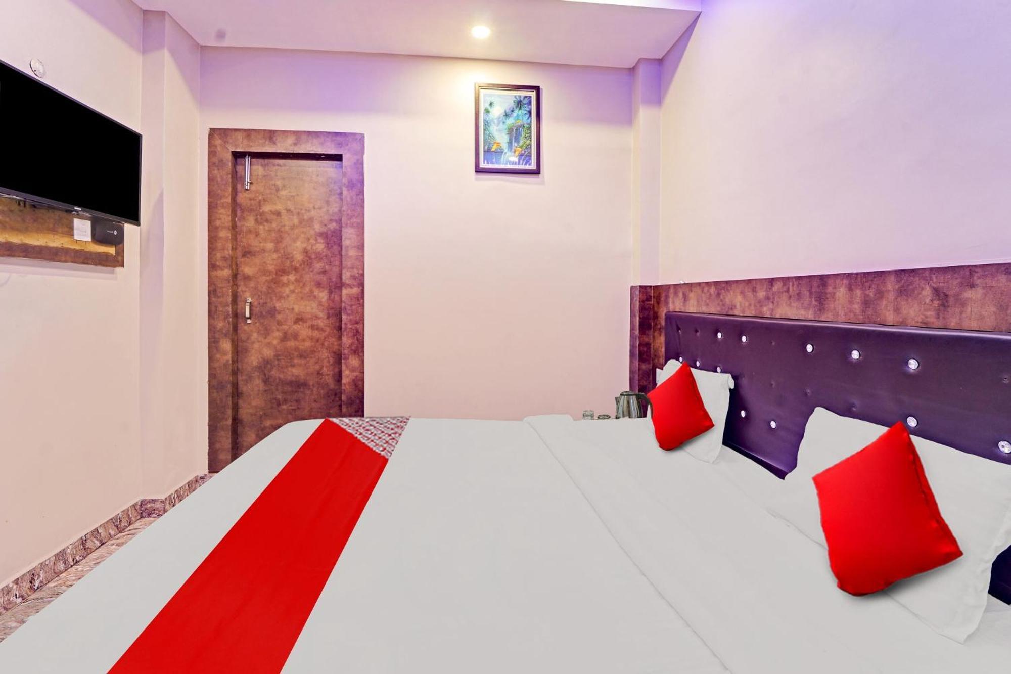Hotel O Saharsh Hotel Patna  Bagian luar foto